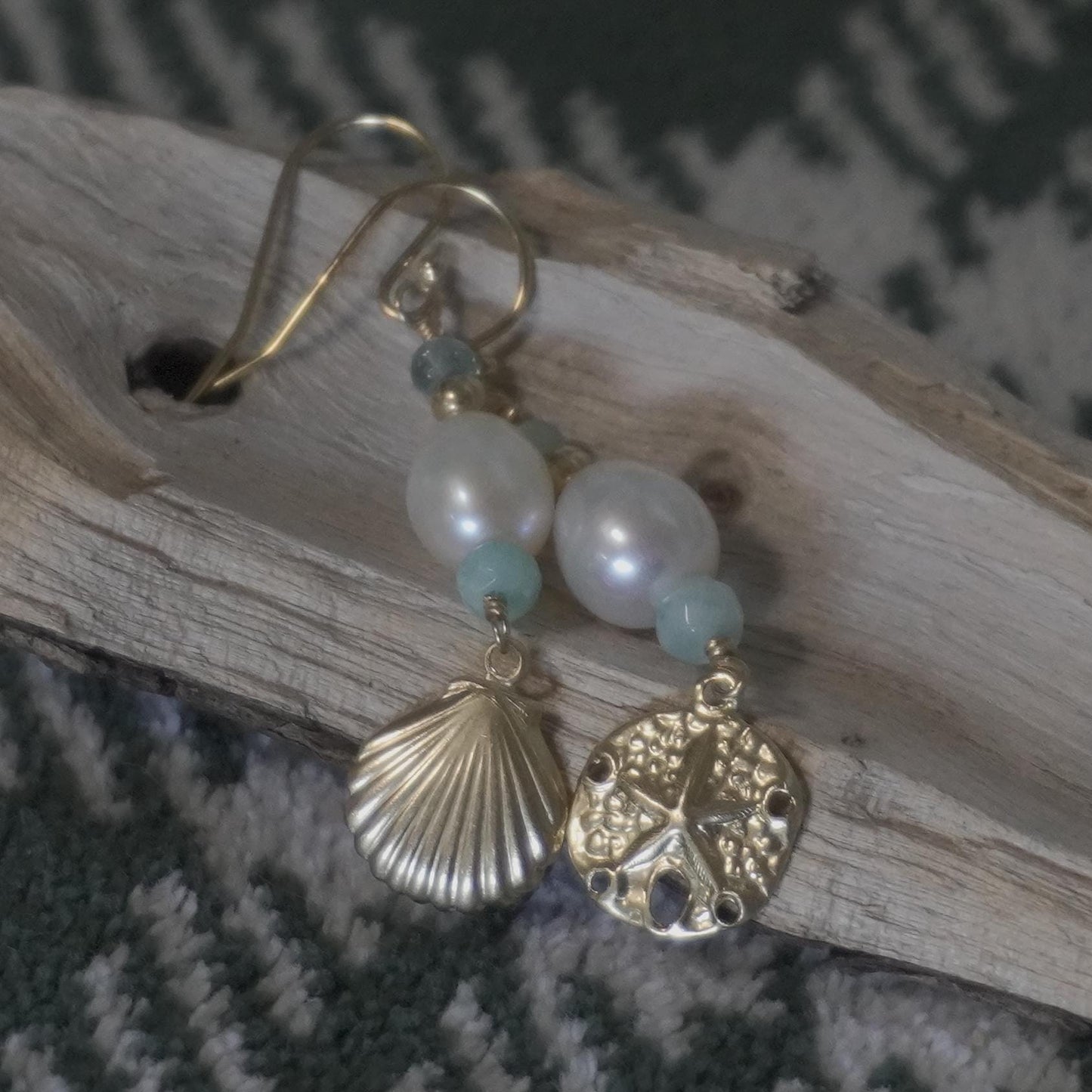 Gold Shell Pearl Earrings