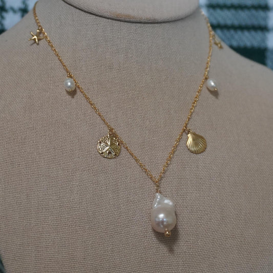 Freshwater Pearl Shell Necklace