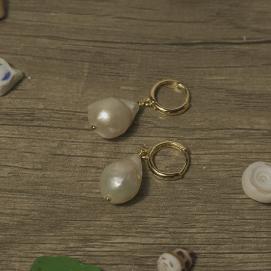 Freshwater Pearl Earrings