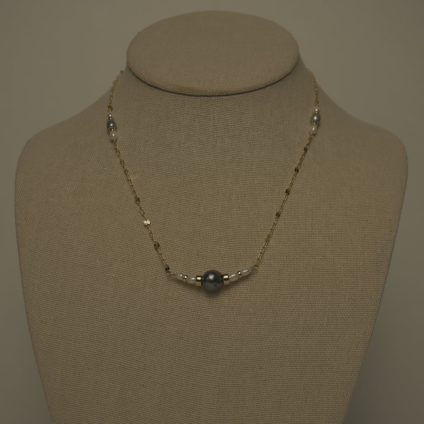 Tahitian Pearl & Starburst Chain Necklace with Gold Roundels – 16"