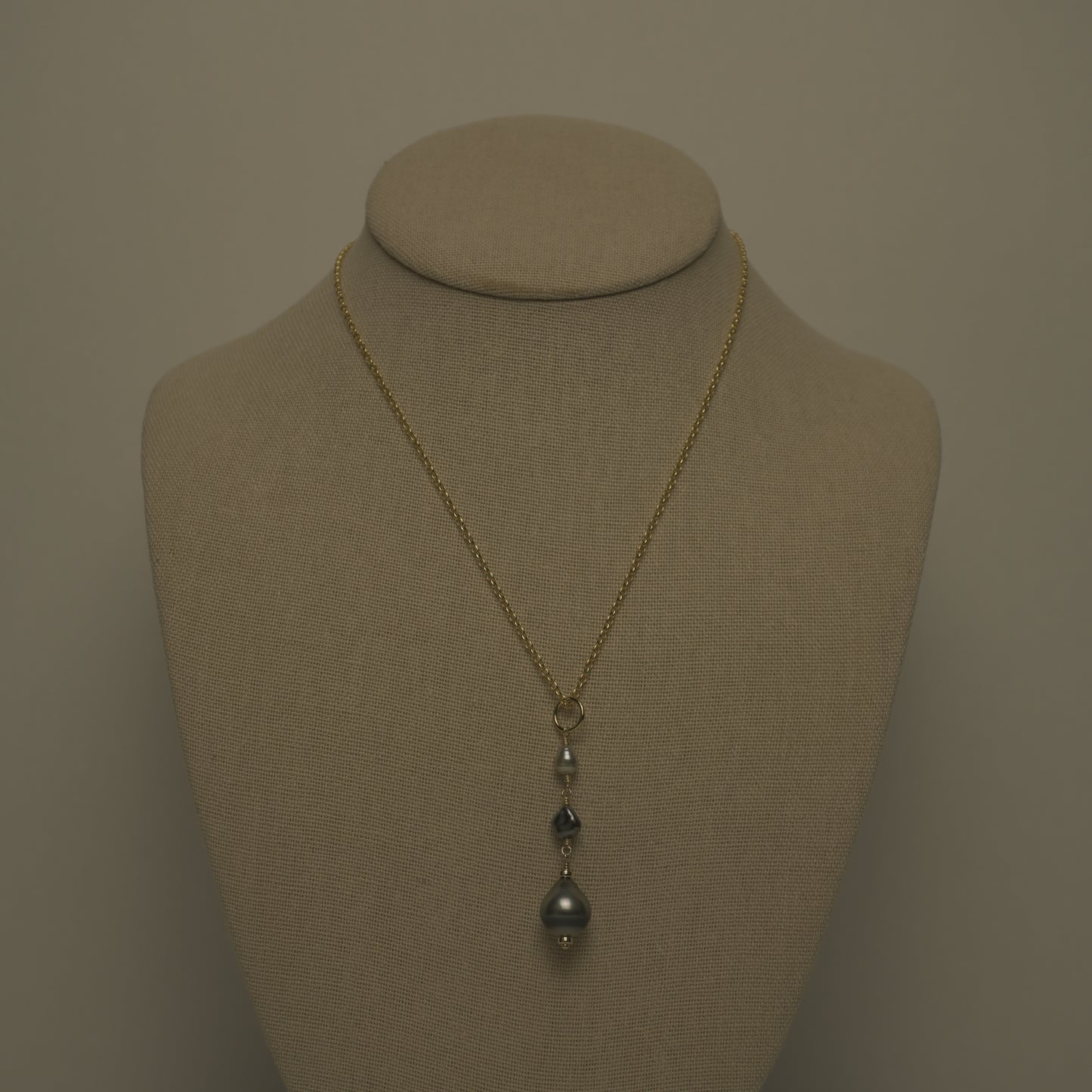 Ellie // Large Tahitian & Mixed Silver-Black Keshi Pearl Necklace – 17"