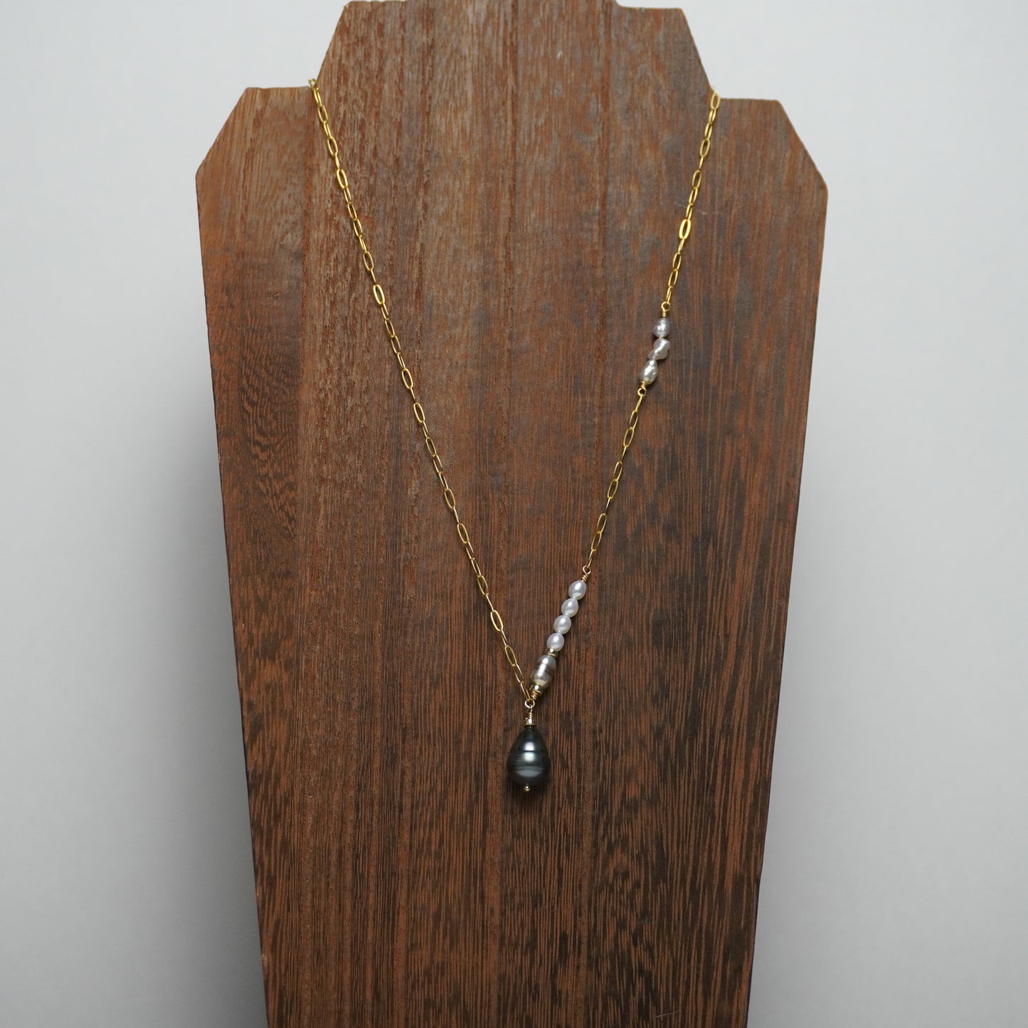 Raven // Mixed Tahitian, Keshi & Freshwater Pearl Necklace – 18"
