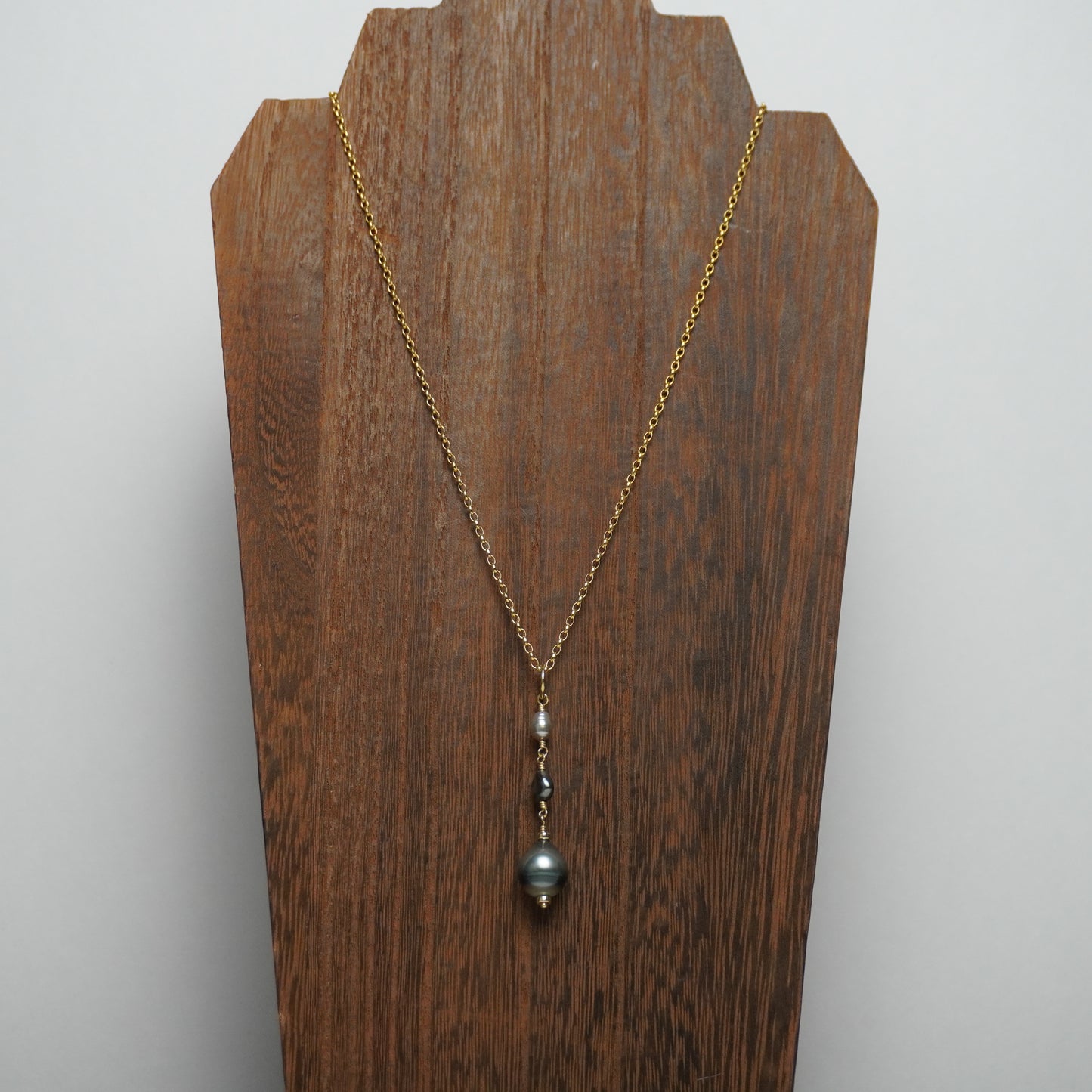Ellie // Large Tahitian & Mixed Silver-Black Keshi Pearl Necklace – 17"