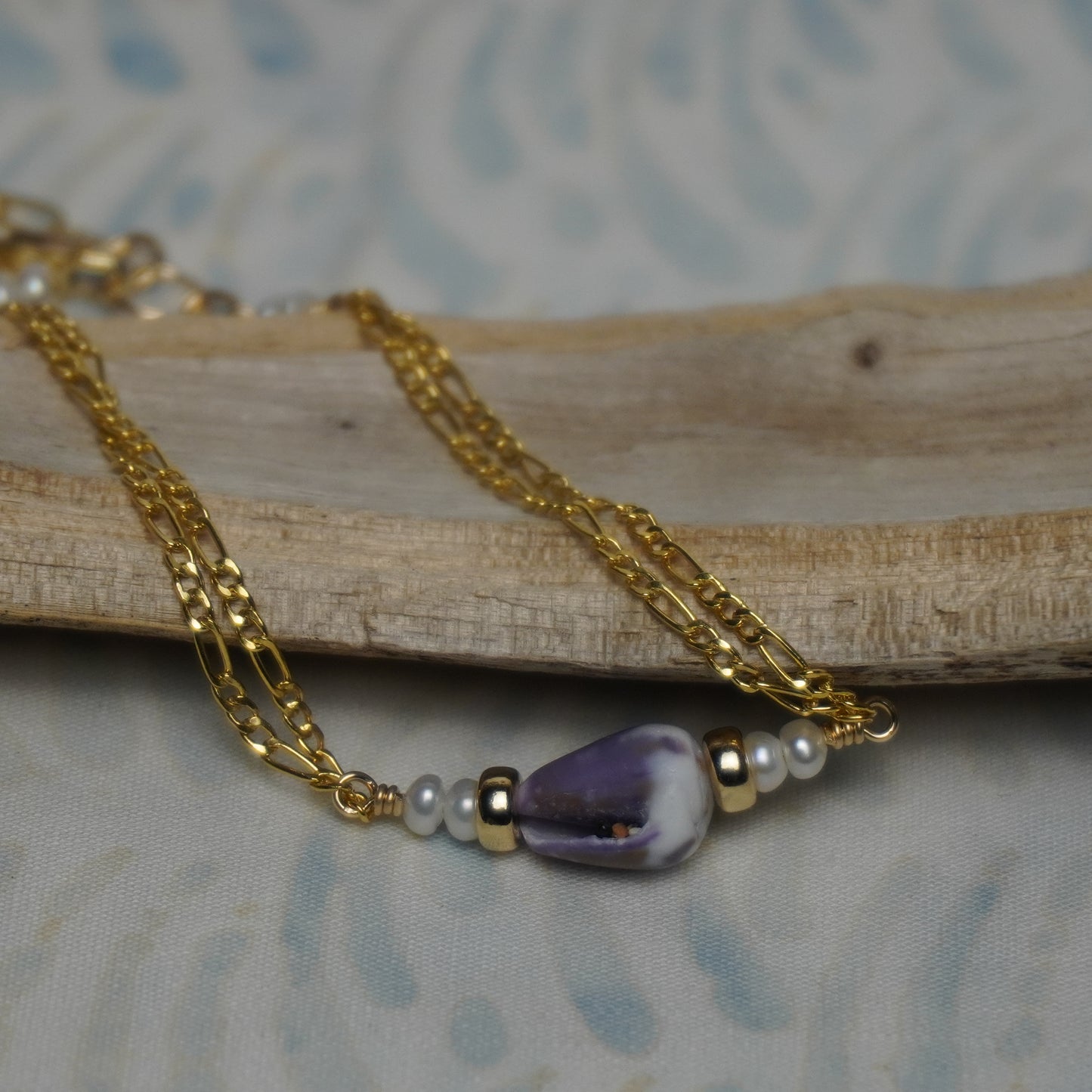 Rat Cone Shell & White Button Pearl Double Figaro Chain Bracelet