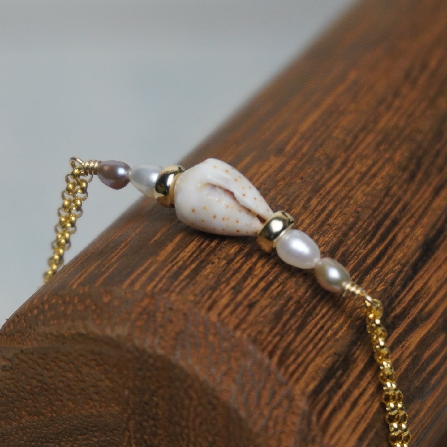 Abbreviated Cone Shell & Mixed Pearl Double Rolo Chain Bracelet