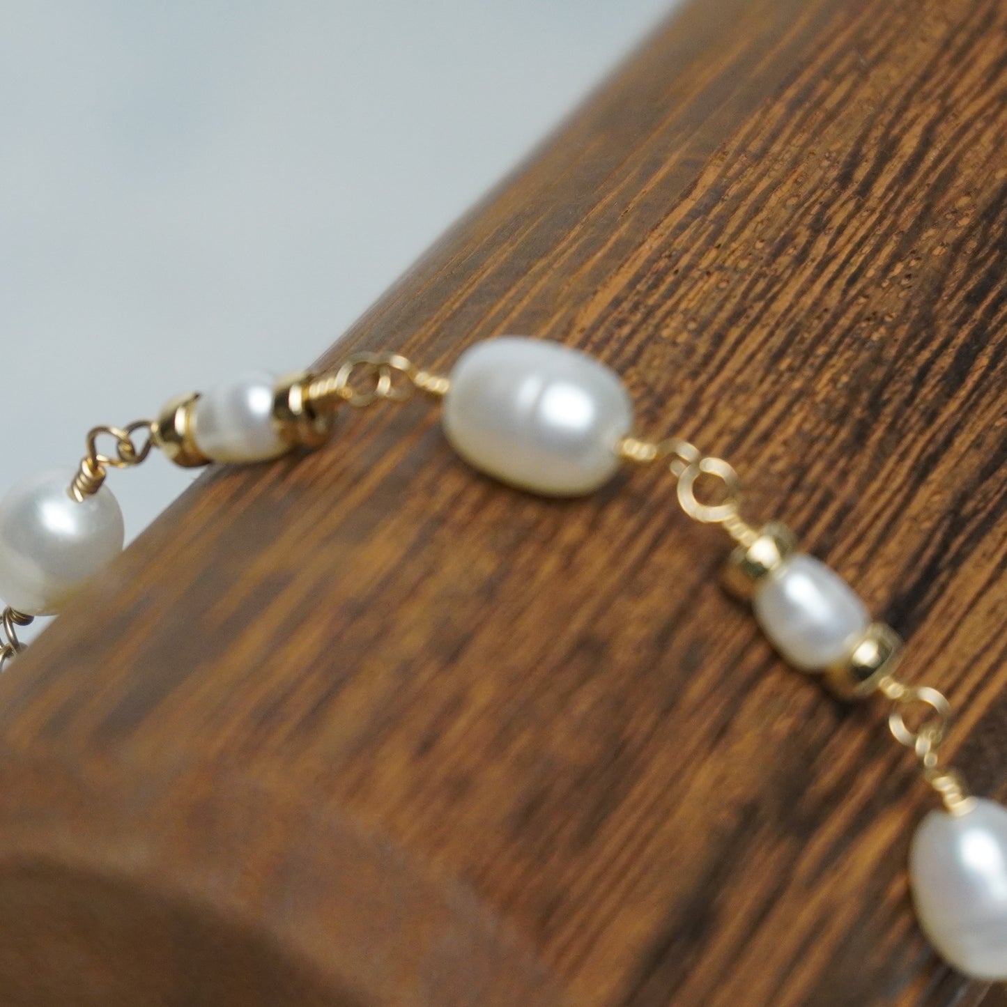 Freshwater Pearl & Gold Roundel Chain Bracelet