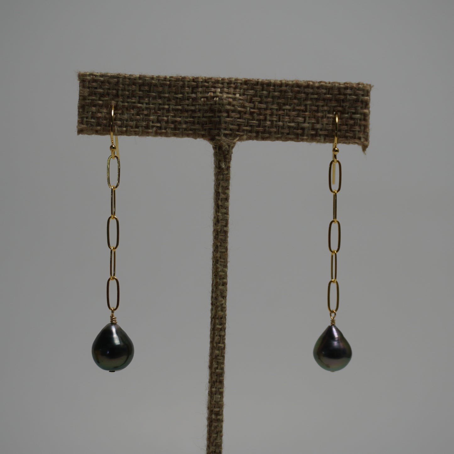 Peacock Tahitian Pearl Paperclip Chain Earrings