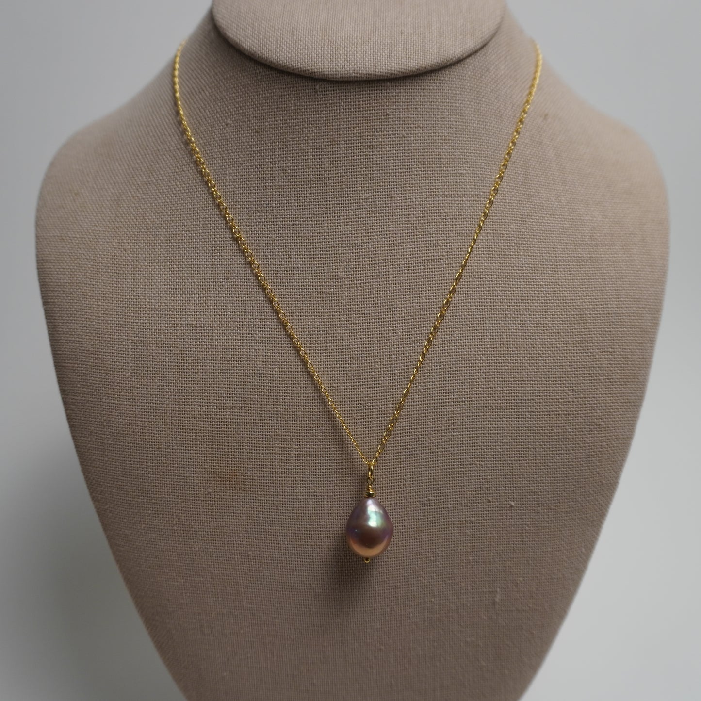 Sue // Pink Edison Pearl Drop Necklace