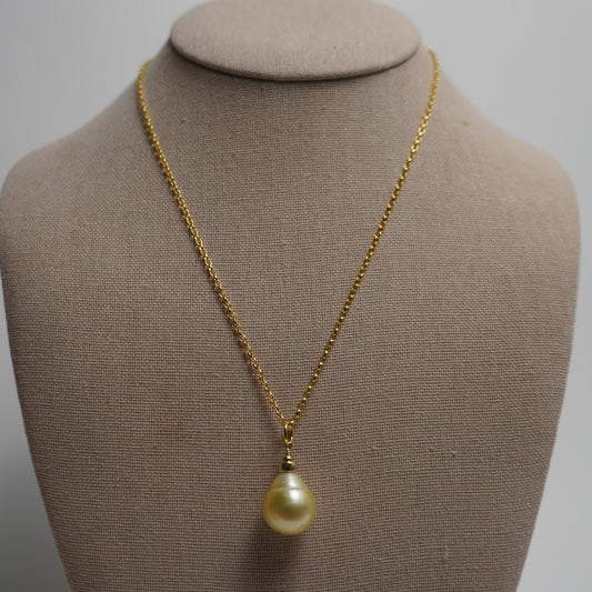 Sue // Golden South Sea Pearl Drop Necklace