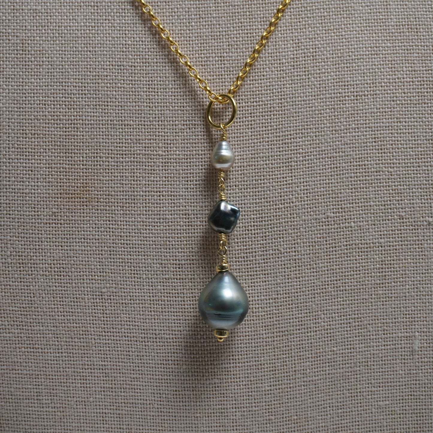 Malu // Tahitian & Keshi Pearl Drop Necklace